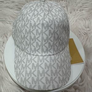 MICHAEL KORS SIGNATURE LOGO BASEBALL CAP NWT